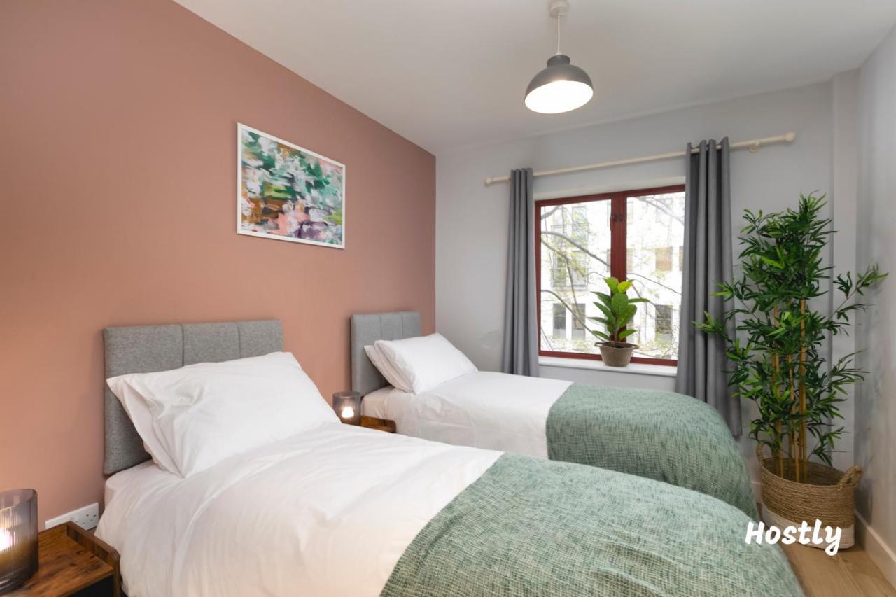 Wesley Gate Apartments - By Hostly Reading Eksteriør billede