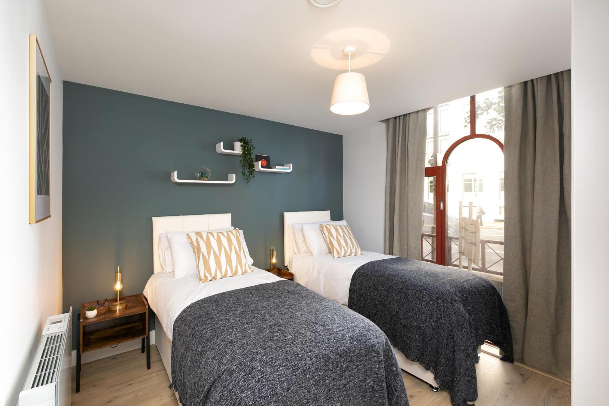 Wesley Gate Apartments - By Hostly Reading Eksteriør billede