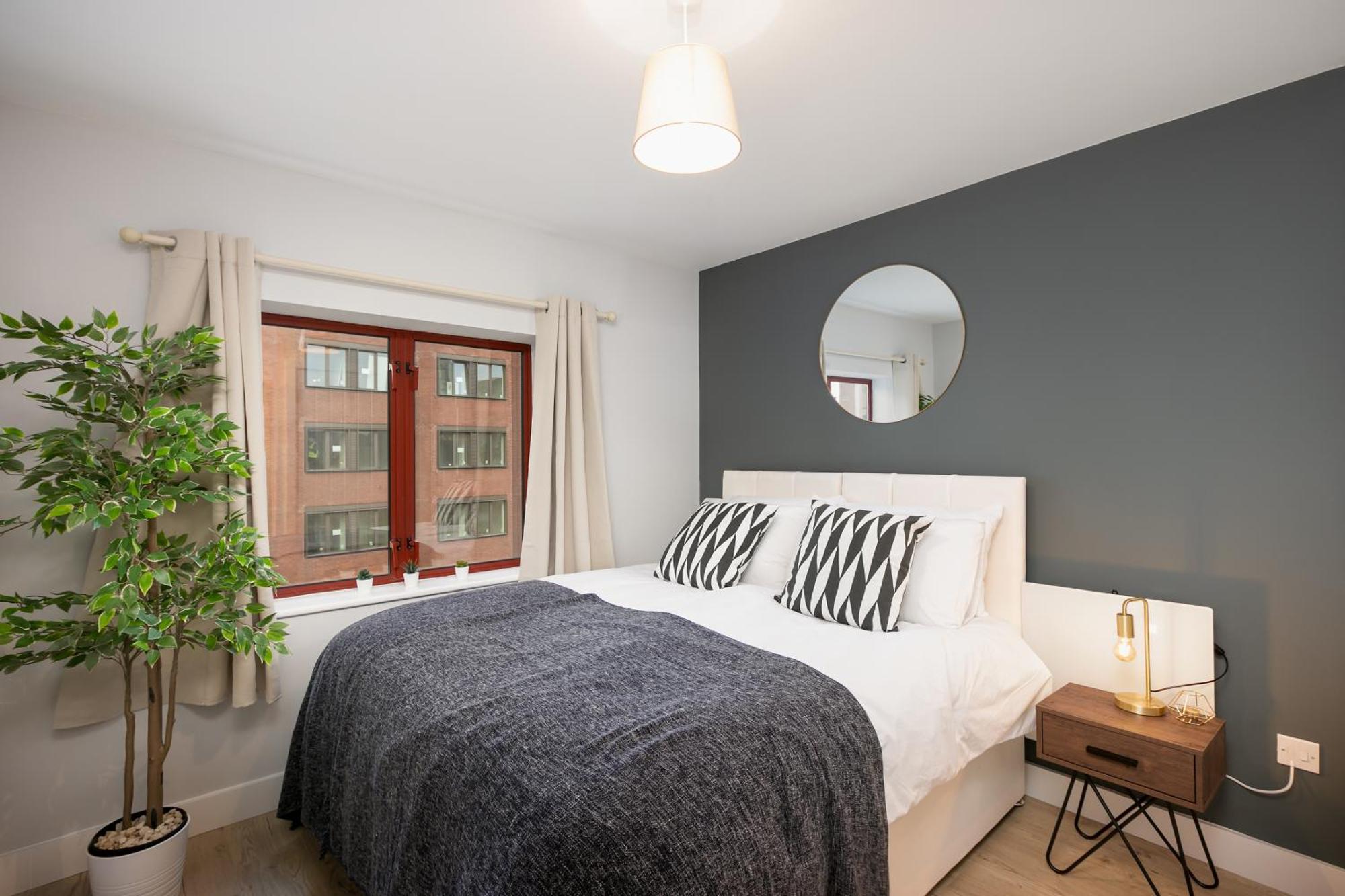 Wesley Gate Apartments - By Hostly Reading Eksteriør billede